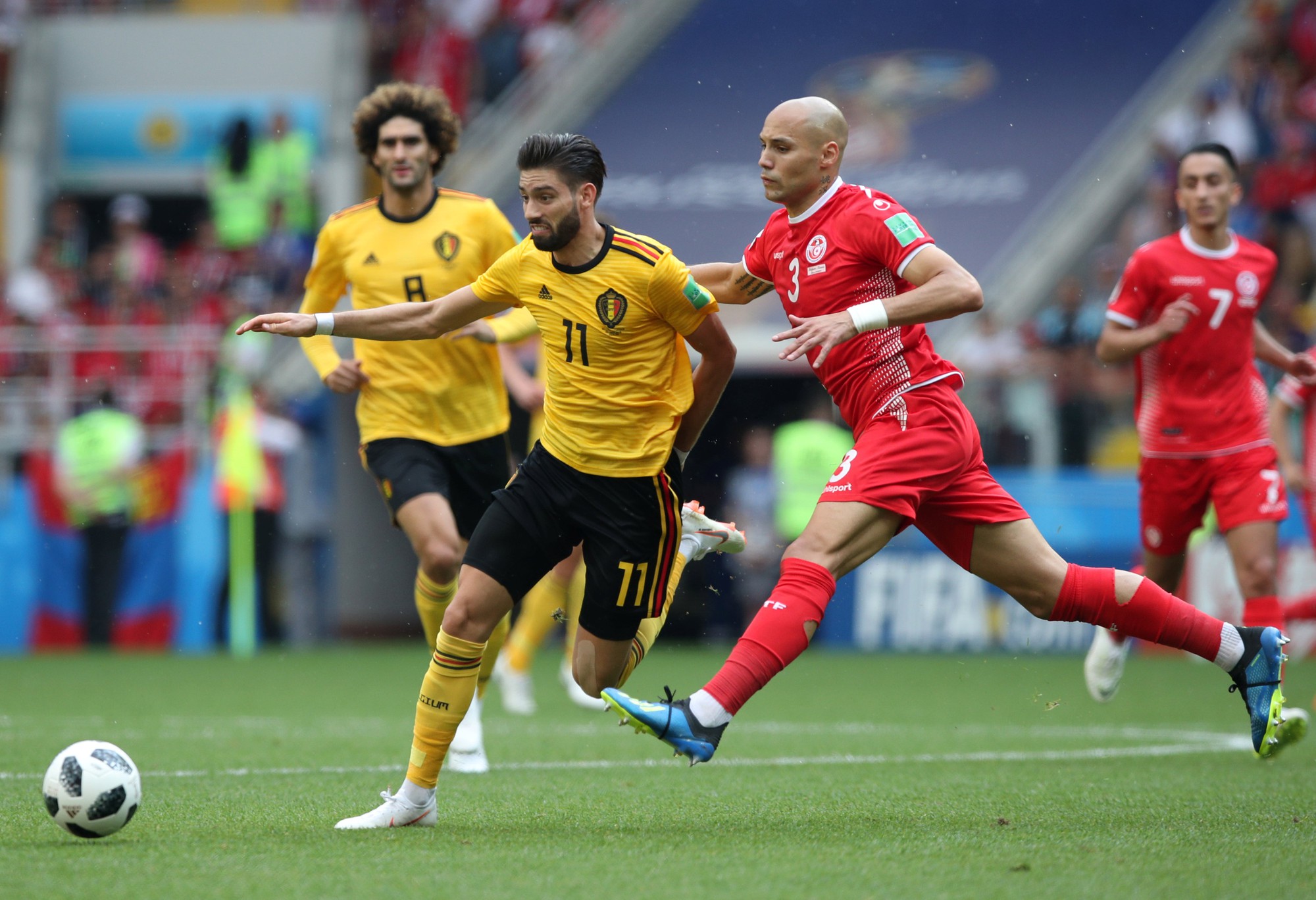 Bỉ thắng 5 sao, Lukaku đua tranh Gi&agrave;y v&agrave;ng với Ronaldo - Ảnh 1.