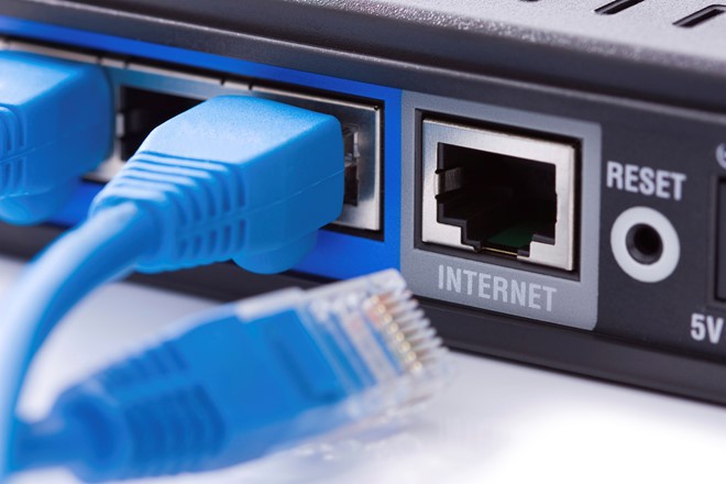 Chống gian lận thi cử, Algeria tắt Internet toàn bộ đất nước - Ảnh 1.