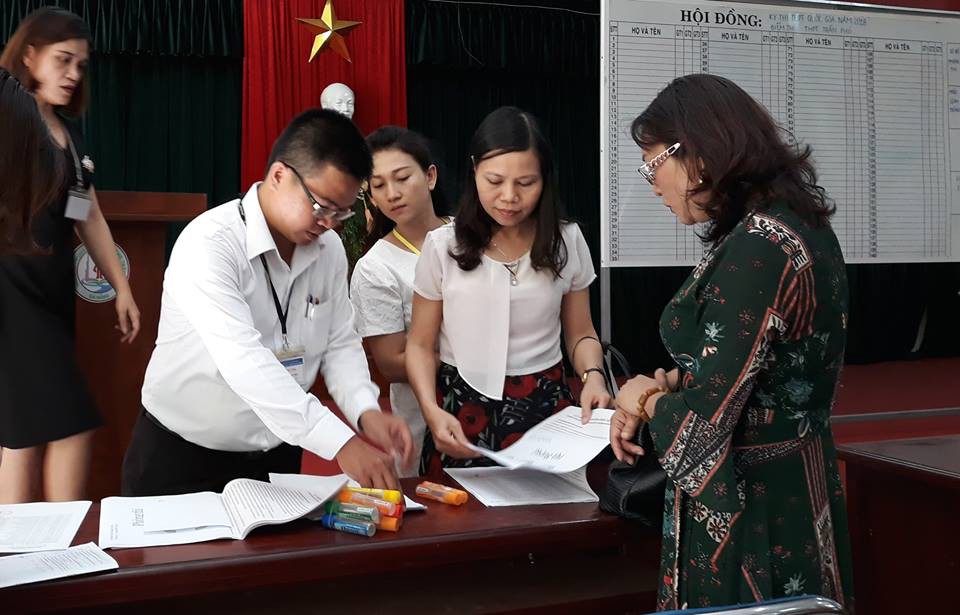 Th&iacute; sinh đến điểm thi THPT, chỉnh sửa hồ sơ nhanh ch&oacute;ng - Ảnh 13.