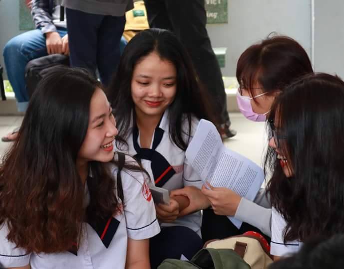 Th&iacute; sinh đến điểm thi THPT, chỉnh sửa hồ sơ nhanh ch&oacute;ng - Ảnh 20.