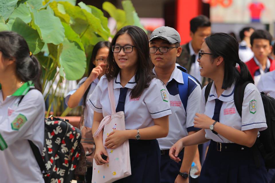 Chấm thi m&ocirc;n văn c&oacute; đảm bảo quyền lợi th&iacute; sinh? - Ảnh 1.