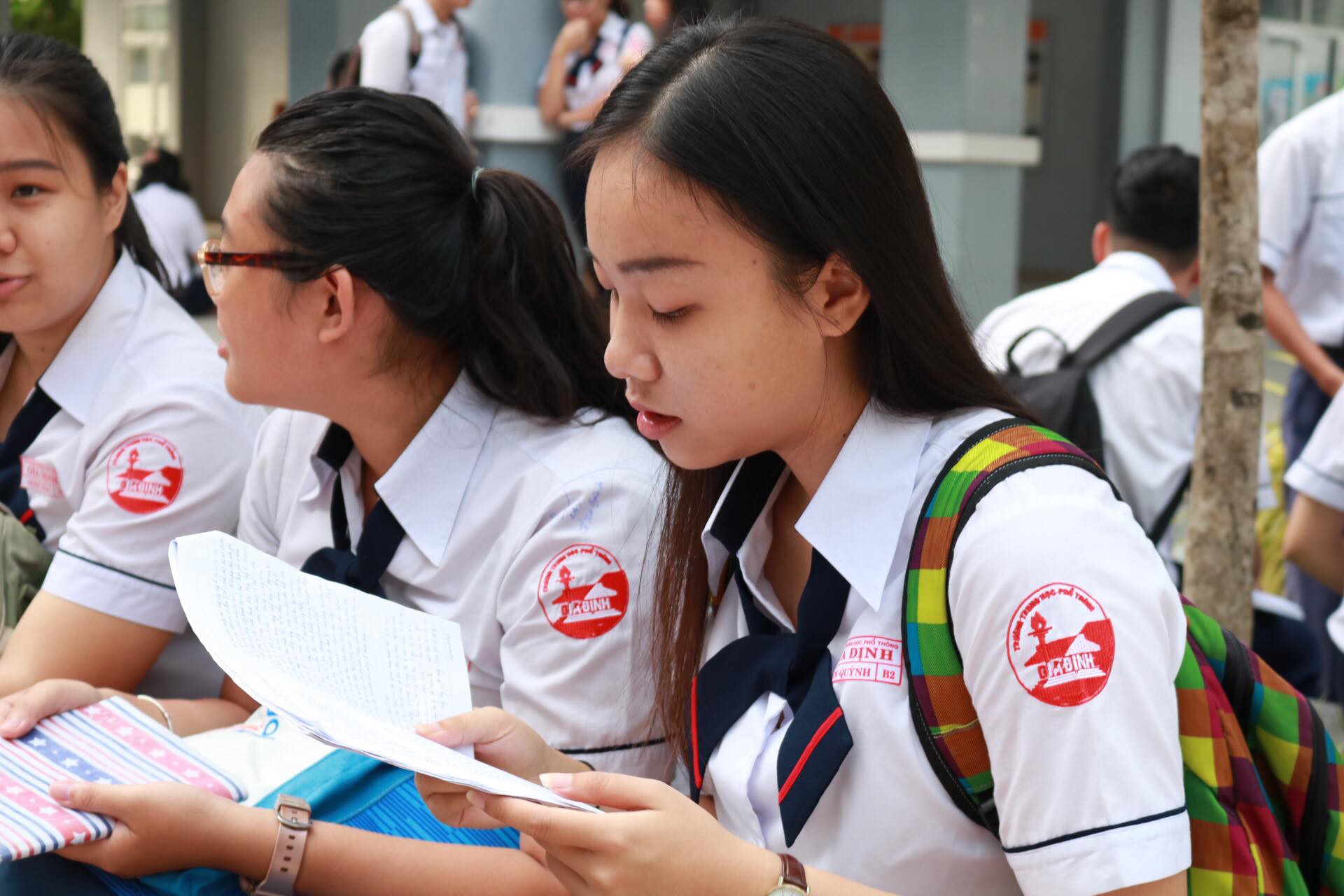 THI THPT QUỐC GIA 2018: TS thi ngữ văn, Bộ GD-ĐT lo thiết bị c&ocirc;ng nghệ cao - Ảnh 14.