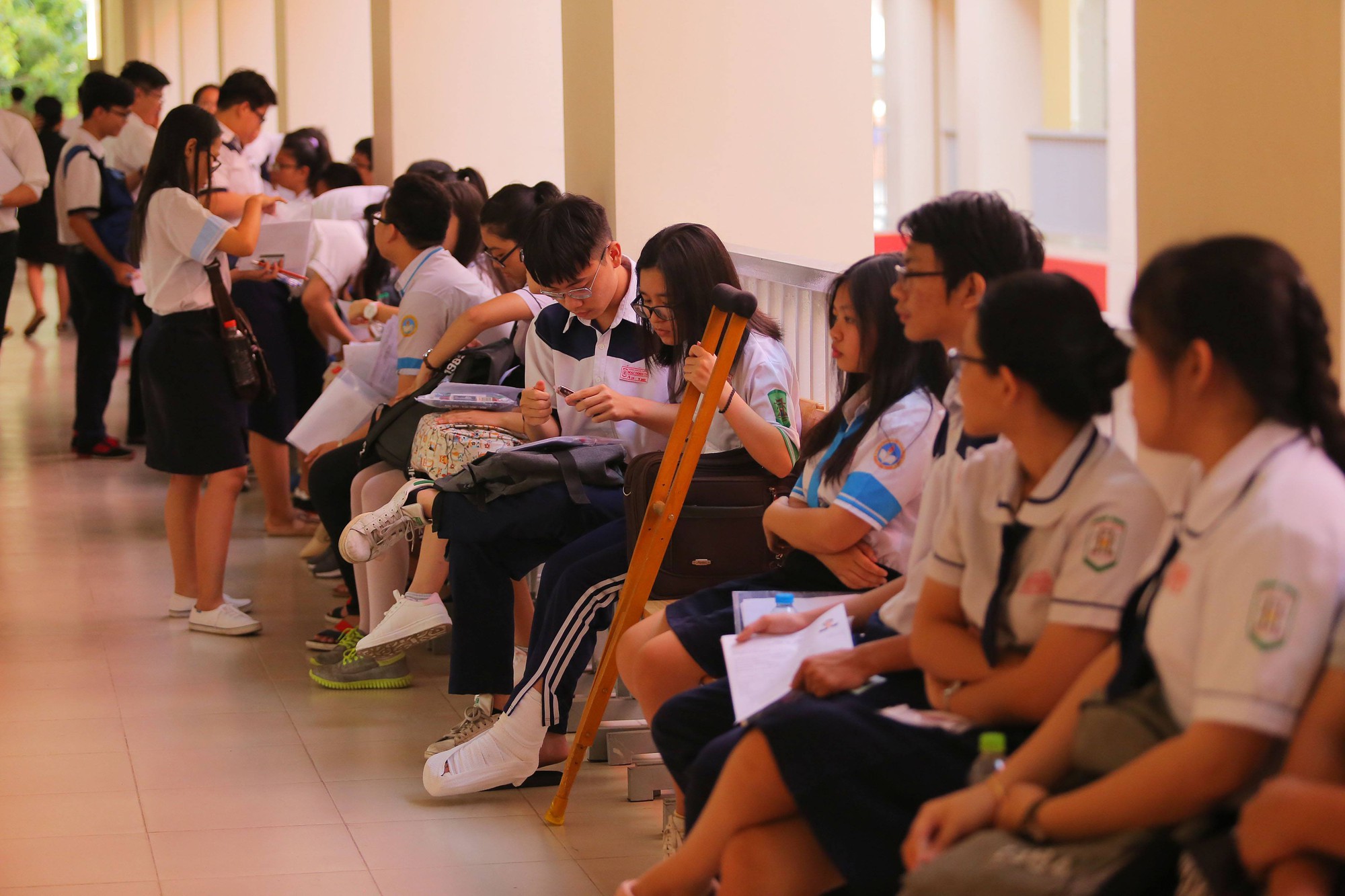 C&aacute;c th&iacute; sinh đặc biệt dự thi THPT quốc gia - Ảnh 2.