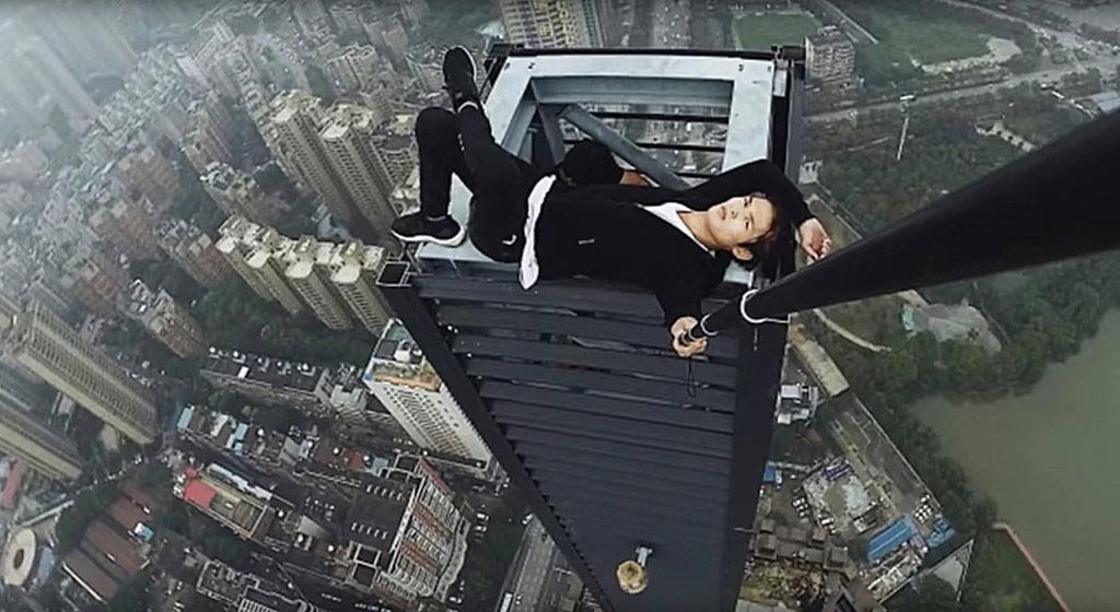 Cạm bẫy chết chóc trong thế giới ảo (*): Sống ảo, chết thật