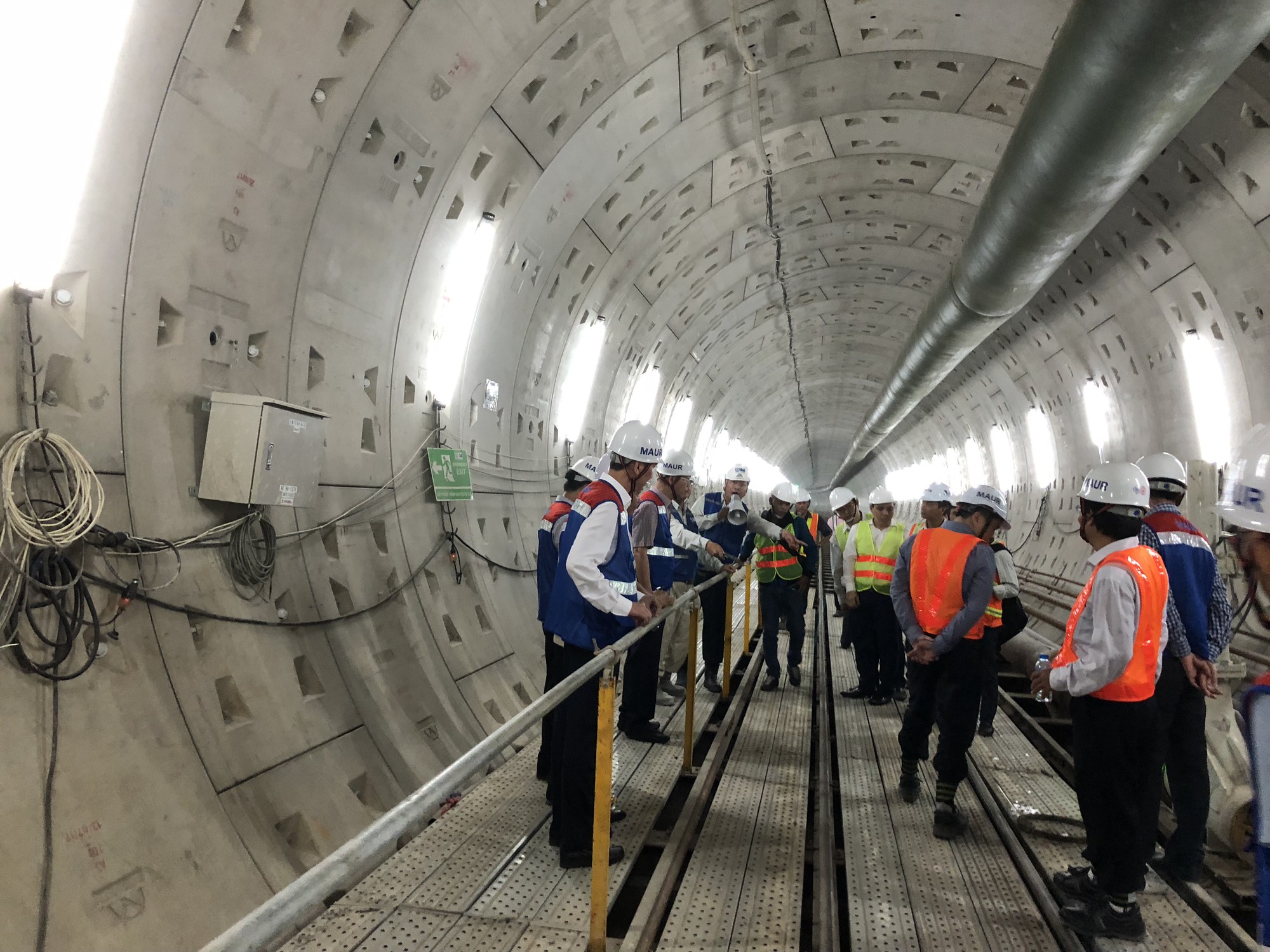 Ủy ban Kinh tế của Quốc hội gỡ khó cho metro TP HCM - Ảnh 1.