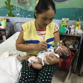 Không biết làm sao để cầm cự qua ngày