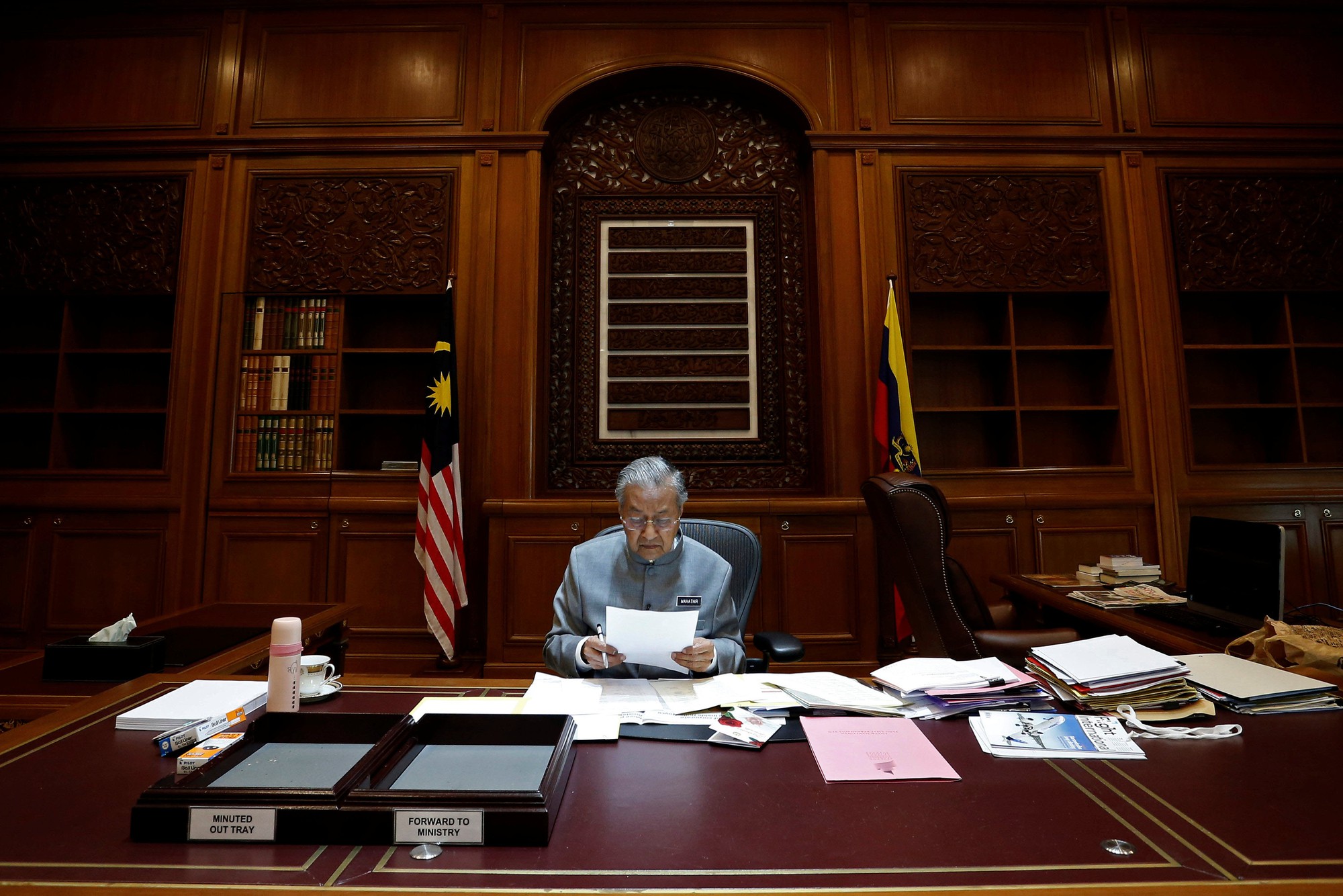 Malaysia hồi sinh chính sách đối ngoại cứng rắn - Ảnh 1.