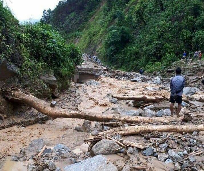 Mưa lũ kinh hoàng ở miền núi phía Bắc: 7 người chết, 12 người mất tích