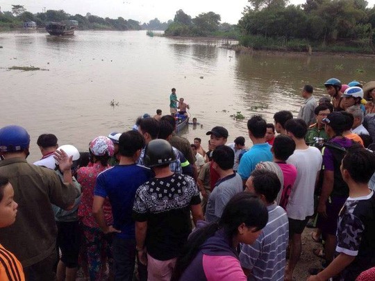 Dạy bơi miễn phí cho trẻ em ở 8 tỉnh