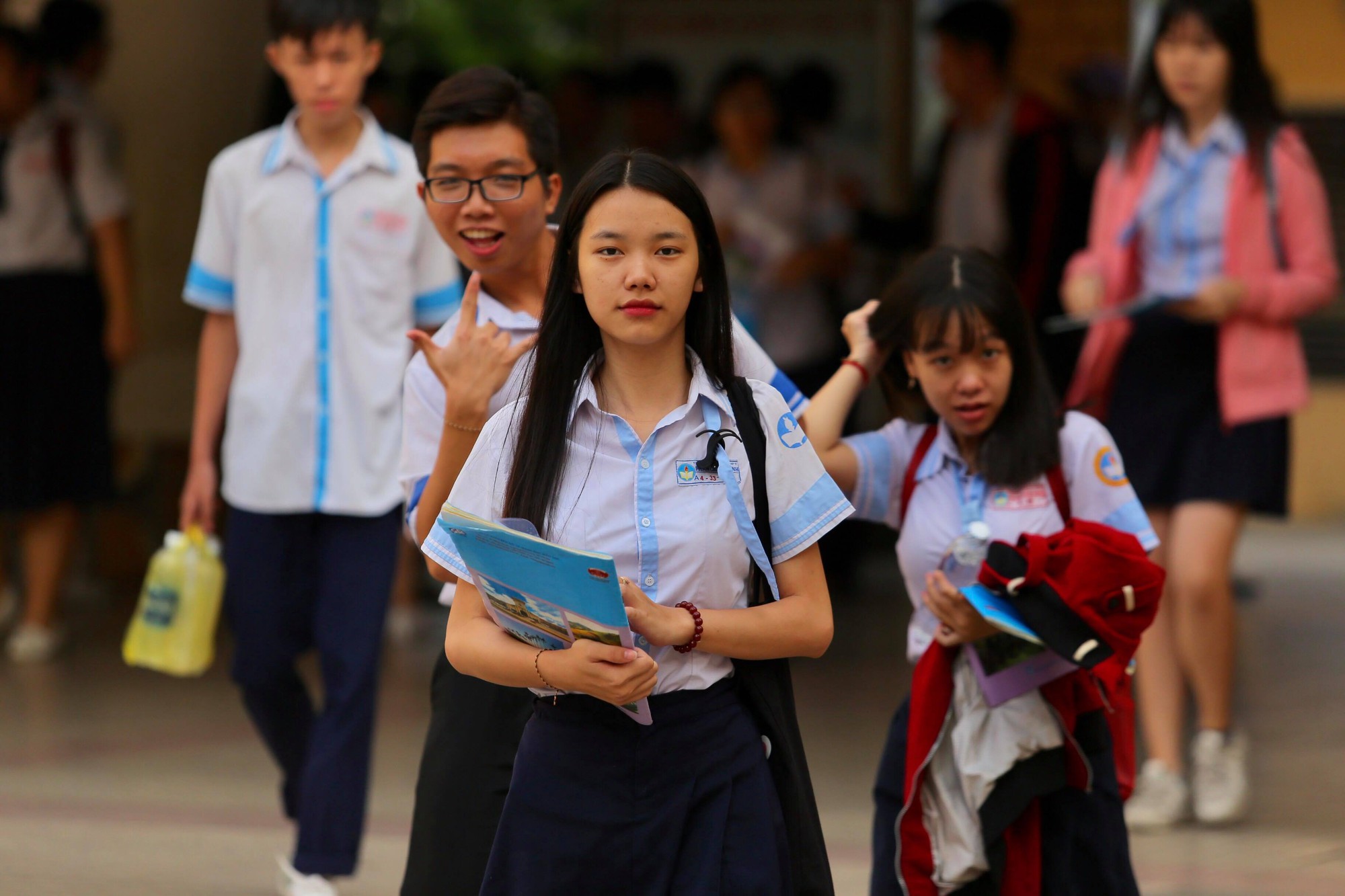 Đề sử thiếu biển Đ&ocirc;ng, đề địa dễ thở - Ảnh 1.