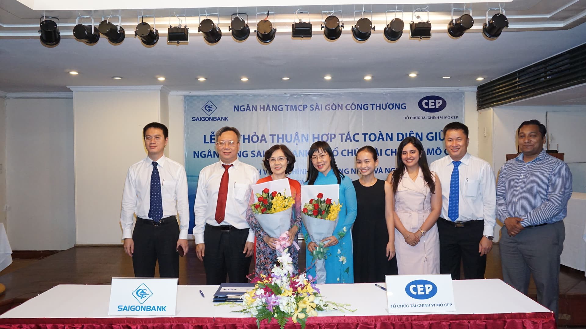 CEP và SAIGONBANK ký kết hợp tác phục vụ người lao động nghèo