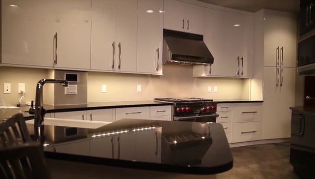 Choáng ngợp với hầm chống tận thế của giới tỉ phú - Ảnh 15.