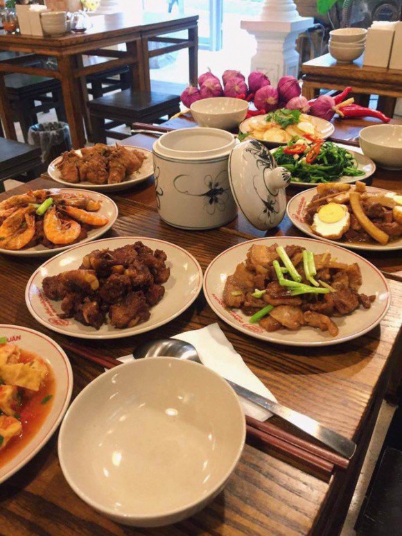 Hết hồn v&igrave; ni&ecirc;u cơm giống hệt b&aacute;t nhang - Ảnh 3.