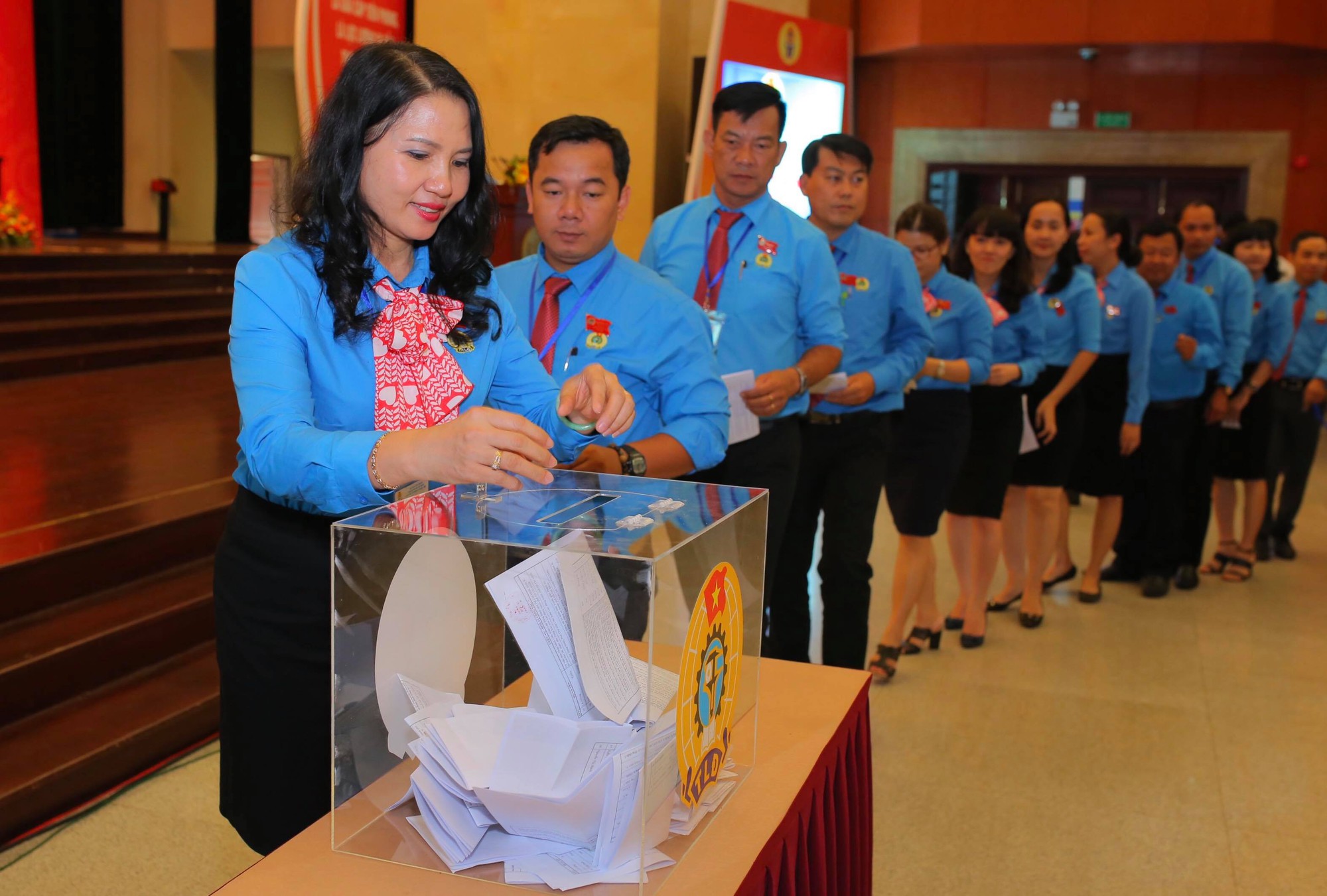 61 đại biểu tr&uacute;ng cử v&agrave;o BCH LĐLĐ TP HCM kh&oacute;a XI - Ảnh 3.