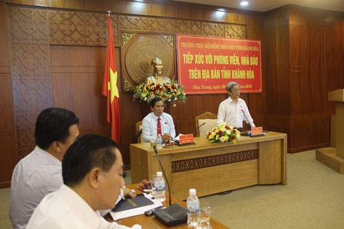 Vụ "dâng đất vàng cho doanh nghiệp": Yêu cầu công khai các dự án