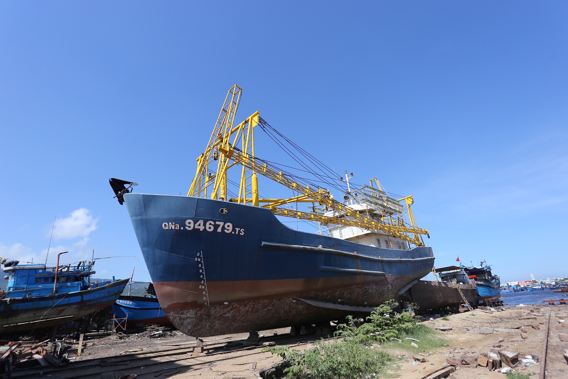 Sau BIDV, đến lượt công ty đóng tàu kiện ngư dân