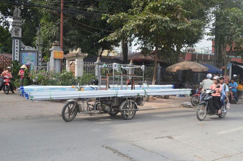 Hà Nội quyết trị xe tự chế - Ảnh 1.