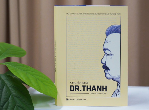 Đấu gi&aacute; t&aacute;c phẩm t&acirc;m đắc của họa sĩ L&ecirc; Thiết Cương l&agrave;m từ thiện - Ảnh 5.