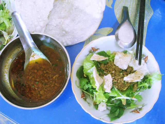 Bún rạm, món ngon mà hiếm thấy ở vùng biển Quy Nhơn
