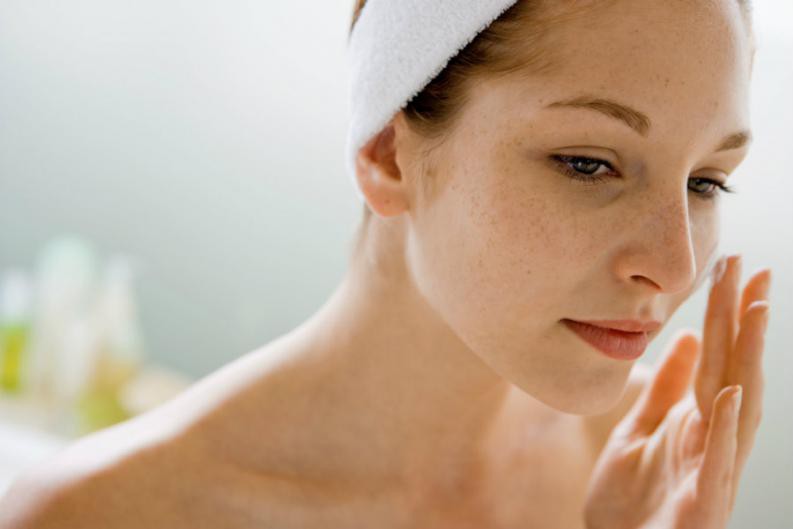 Chăm sóc da cần phân biệt cấp nước và cấp ẩm
