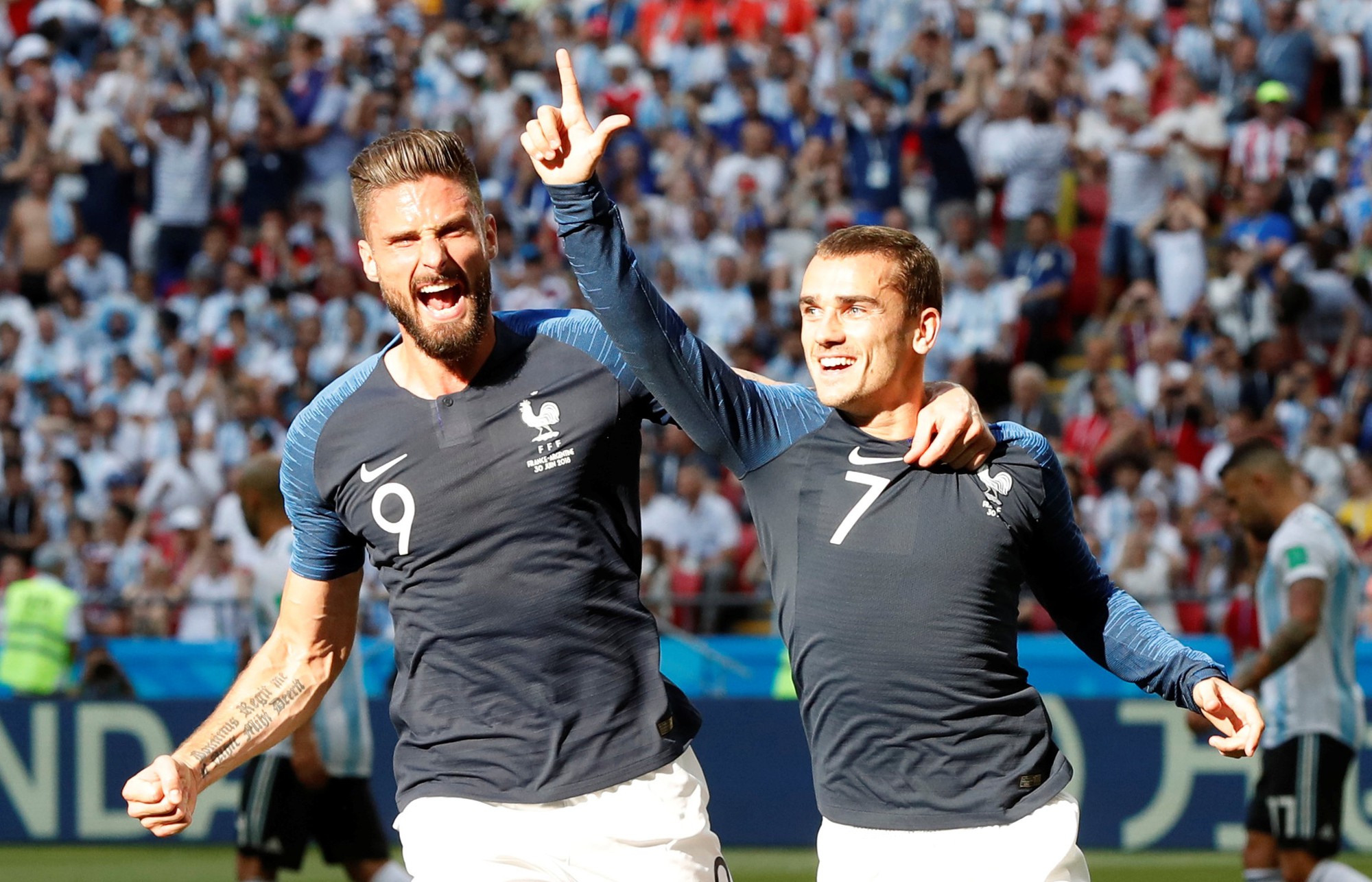 Ph&aacute;p - Argentina 4-3: Mbappe được so s&aacute;nh với Pele, Ronaldo b&eacute;o - Ảnh 7.