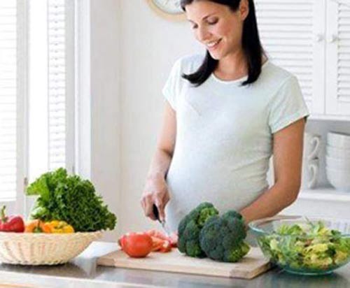 Ăn gì để bổ sung chất sắt khi mang thai?