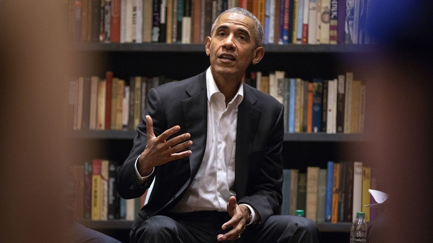Ông Obama phá vỡ im lặng - Ảnh 1.