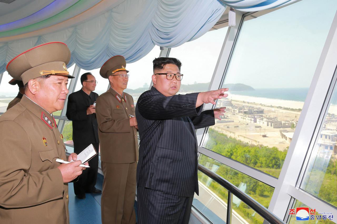 Điện Kremlin mời ông Kim Jong-un tới Nga