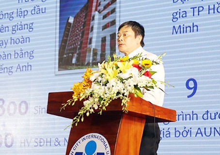 TS Trần Tiến Khoa làm hiệu trưởng Trường ĐH Quốc tế