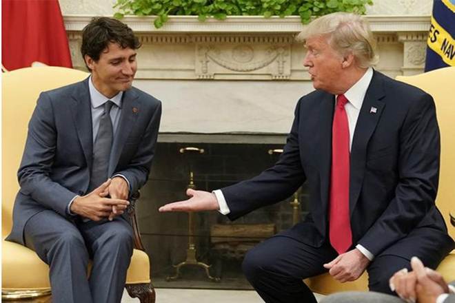&Ocirc;ng Trump hỏi c&oacute; phải Canada đốt Nh&agrave; Trắng? - Ảnh 1.