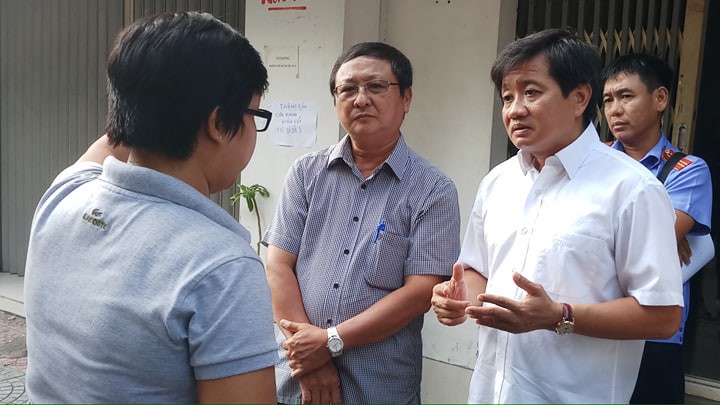 Cưỡng chế chung cư 60 tuổi ở trung tâm Sài Gòn