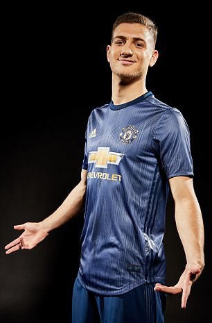 Man United chiêu mộ thành công sao trẻ Bồ Đào Nha - Ảnh 4.