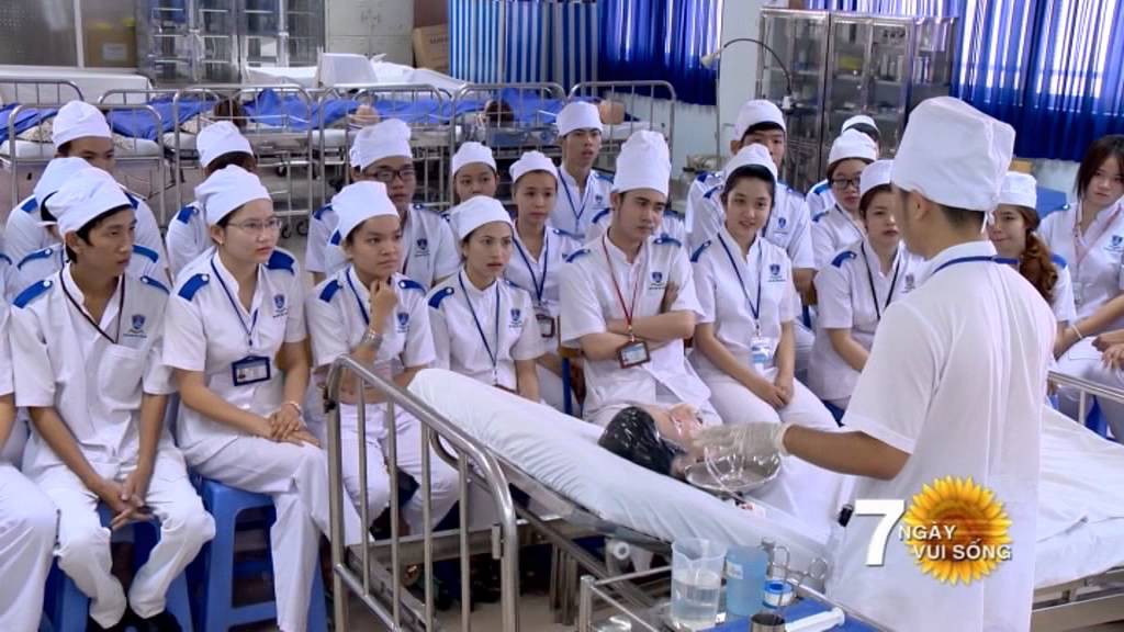 Tuyển điều dưỡng sang Đức làm việc với thu nhập hấp dẫn - Ảnh 2.
