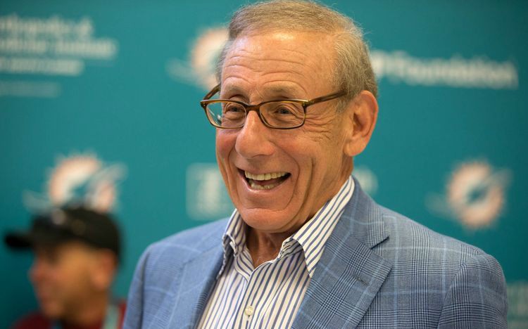 Stephen Ross: “Bị đuổi việc 2 lần là điều tuyệt nhất đời tôi” - Ảnh 1.