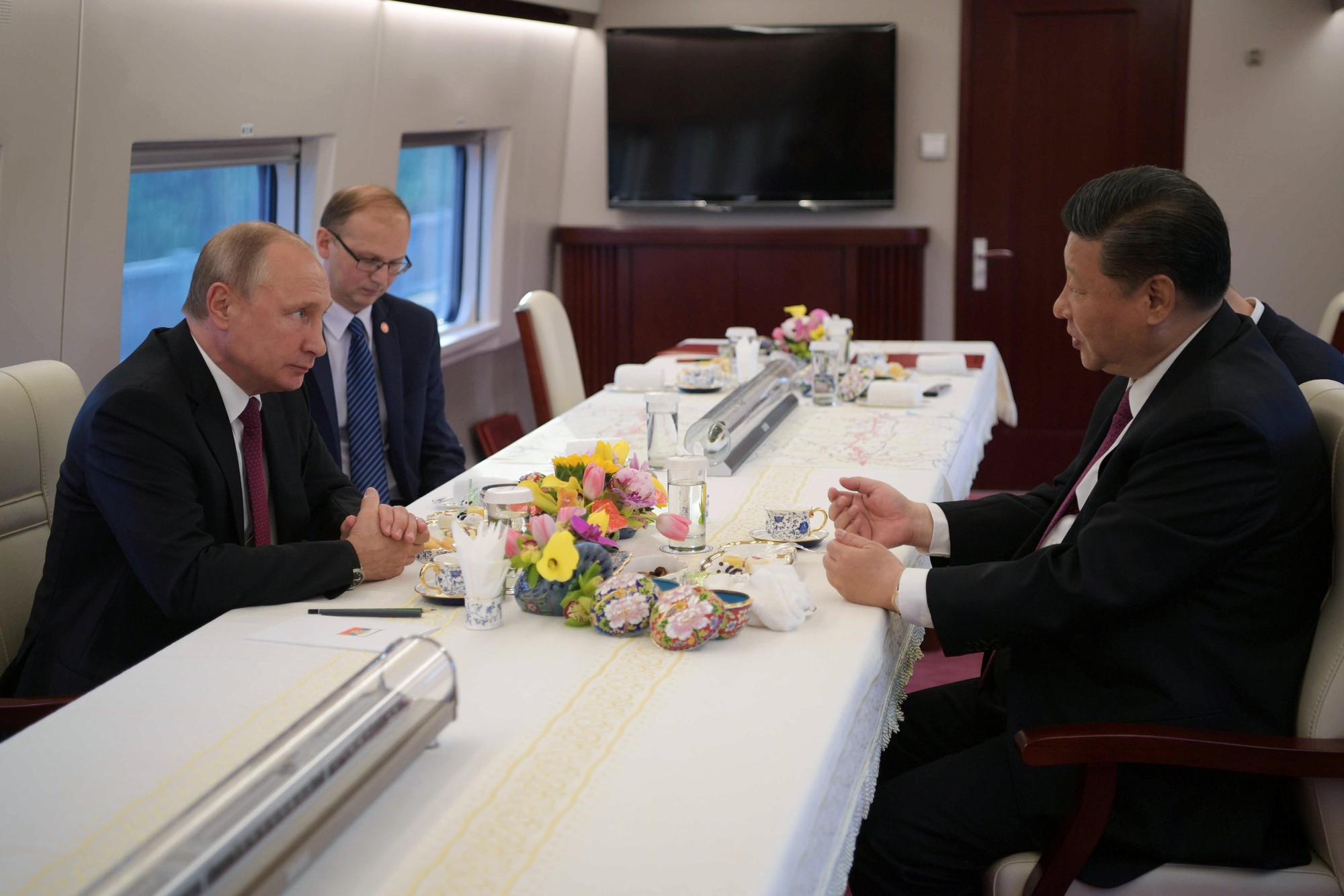 Chủ tịch Trung Quốc tặng &ocirc;ng Putin m&oacute;n qu&agrave; độc nhất v&ocirc; nhị - Ảnh 3.