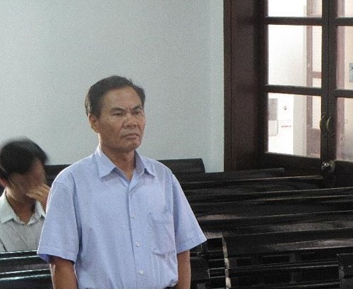 U60 hầu tòa vì liên tiếp vật ngã 2 công an xã