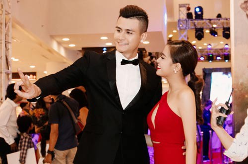 Đi qua bóng tối cuộc đời
