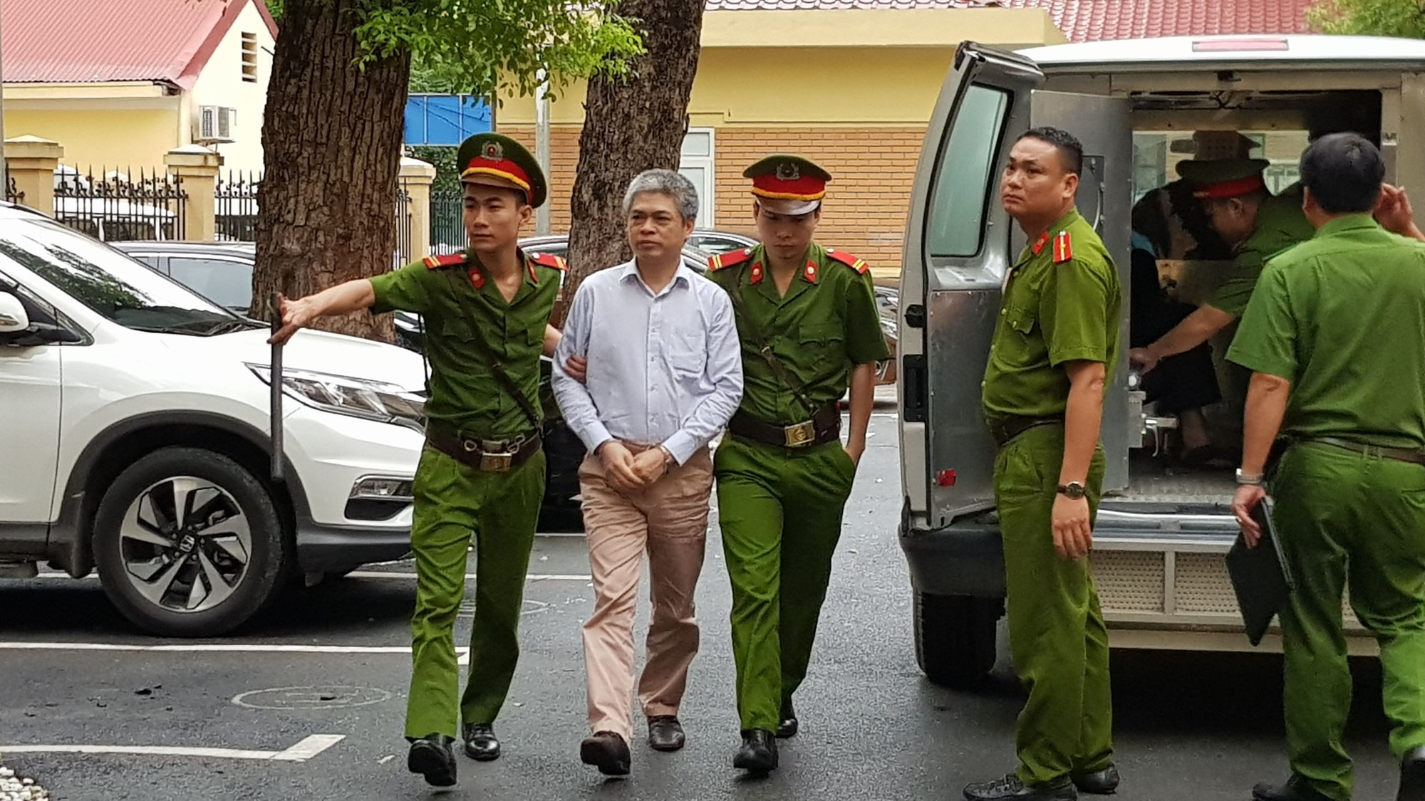 Cơ chế kiểm soát quyền lực?