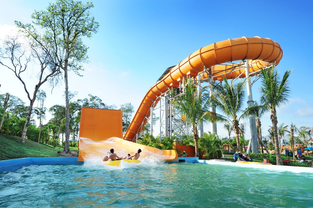 Vịnh Hạ Long: điểm đến h&agrave;ng đầu VN 2018 - Ảnh 23.