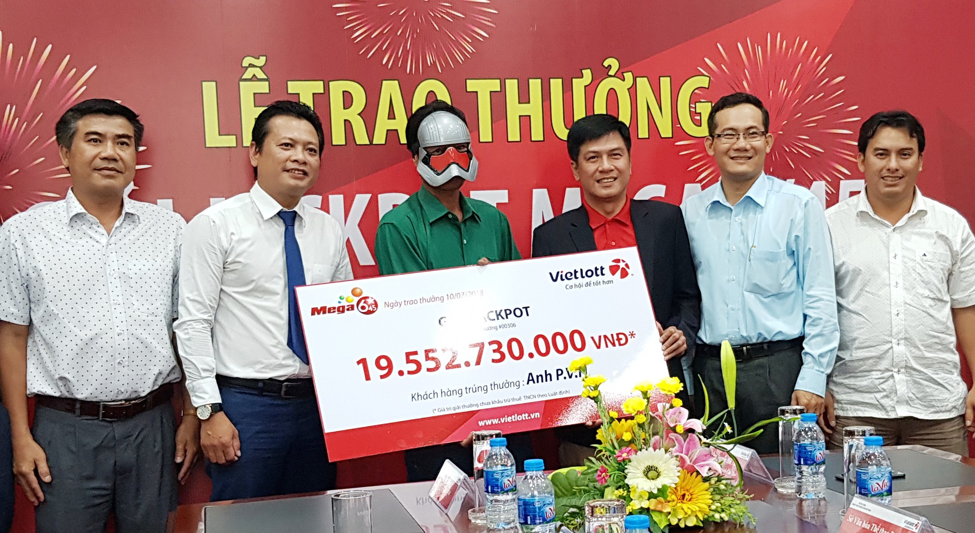 “Nuôi” 6 cặp số Vietlott, thanh niên ở Sóc Trăng trúng gần 20 tỉ đồng