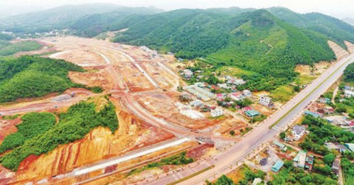 Đất đặc khu “đóng băng”, giá vẫn cao