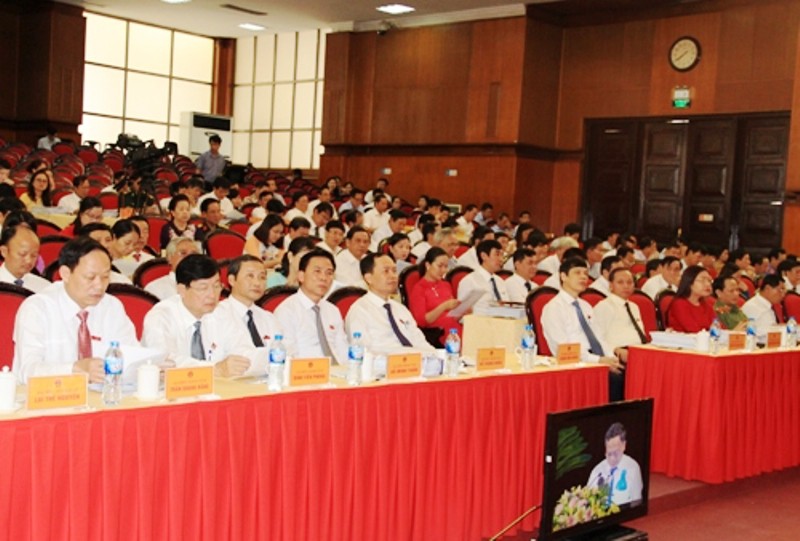 B&iacute; thư Thanh H&oacute;a: &ldquo;Kh&ocirc;ng loại trừ việc b&agrave;i binh bố trận qua mặt tr&igrave;nh chủ tịch tỉnh k&yacute;&rdquo; - Ảnh 1.