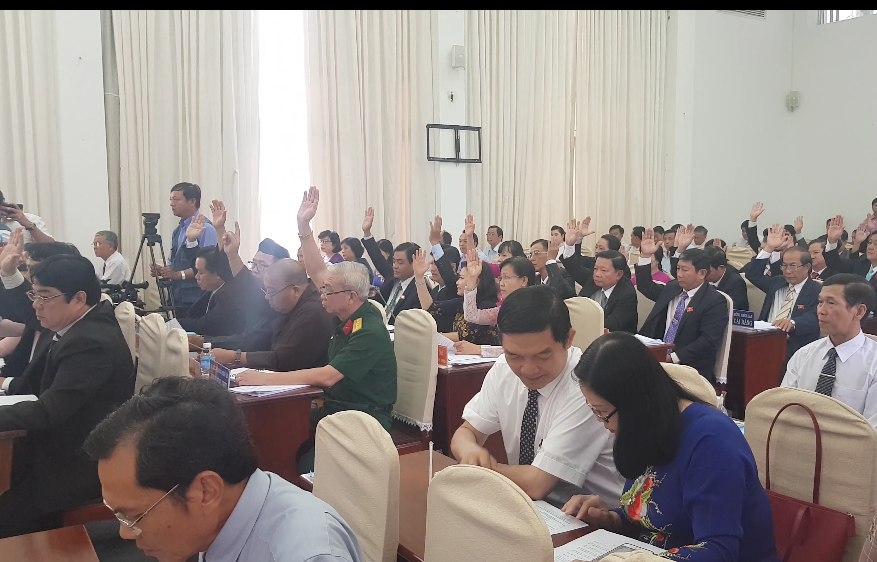 HĐND TP Cần Thơ thông qua đề án trích ngân sách 10 tỉ đưa 80 cán bộ sang Mỹ bồi dưỡng