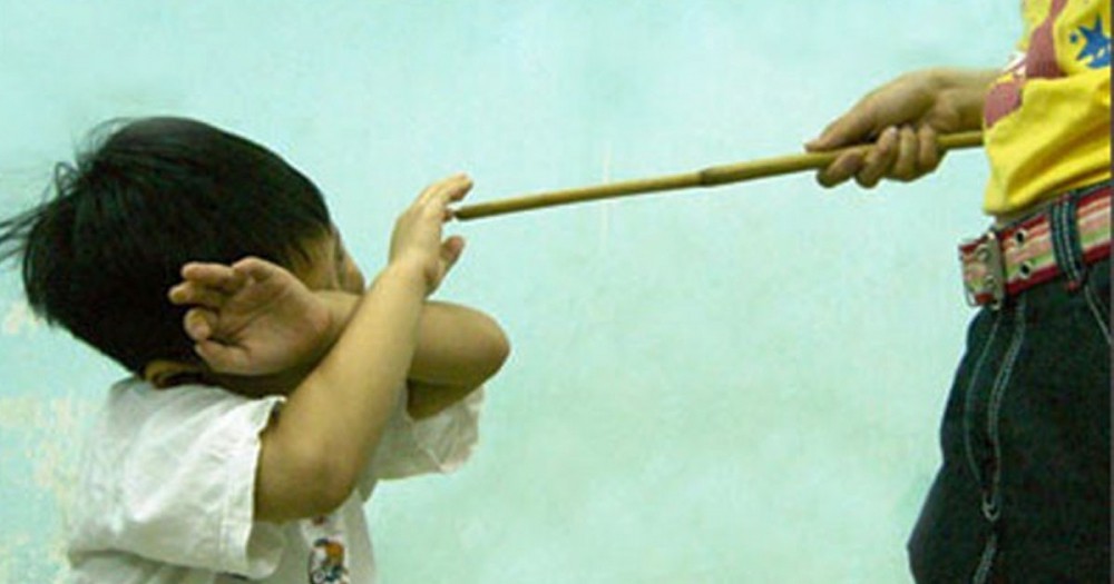 Đại chiến gia đình vì những lần dạy con - Ảnh 1.