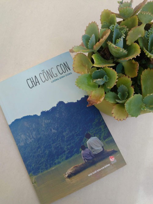 "Cha cõng con" - Những thước phim trong ngôn từ