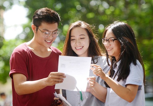 Hàng loạt trường ĐH công bố điểm sàn xét tuyển