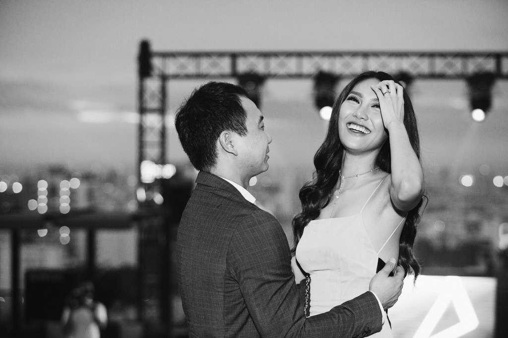 Người đẹp Việt cùng nhau "theo chồng bỏ cuộc chơi"