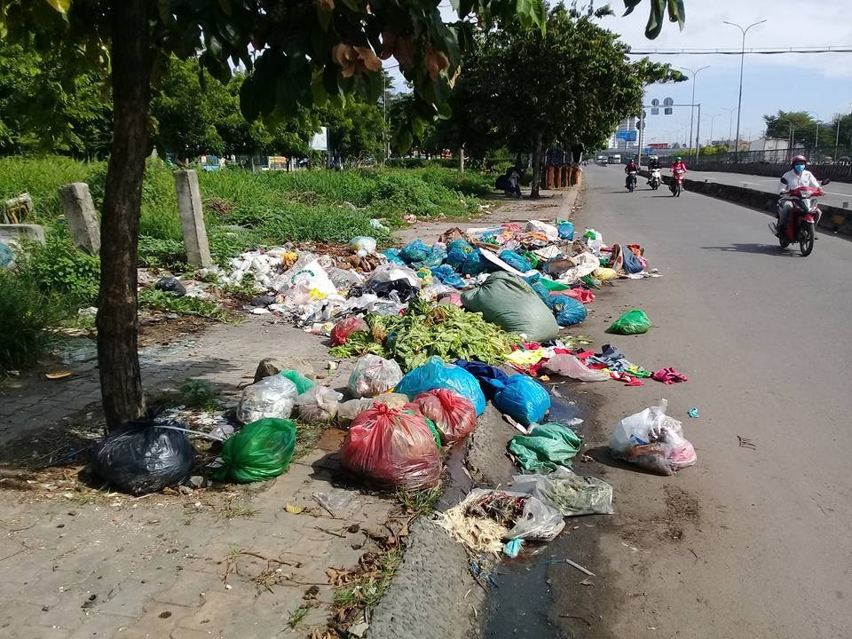 Sống chung với r&aacute;c - Ảnh 1.