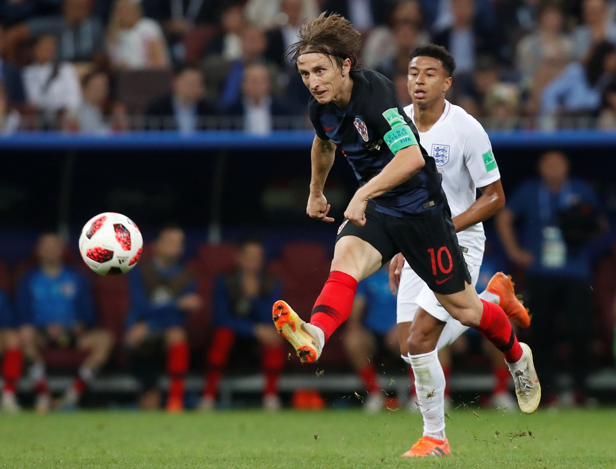 Thuật núp gió của Luka Modric - Ảnh 1.