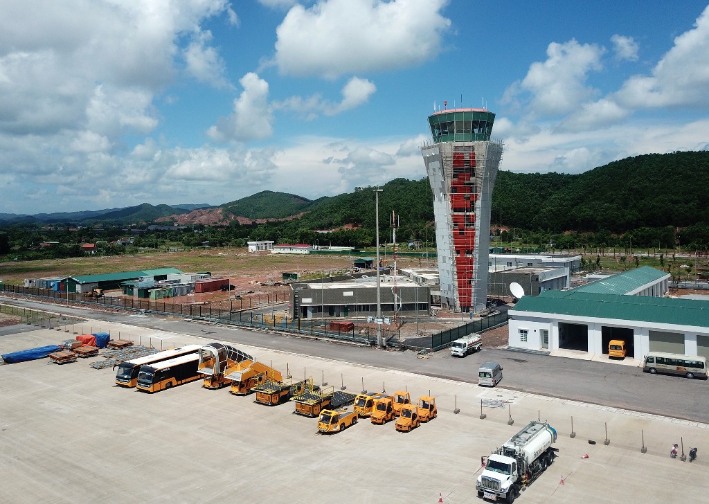 Soi trang thiết bị s&acirc;n bay tư nh&acirc;n đầu ti&ecirc;n tr&ecirc;n cả nước - Ảnh 27.